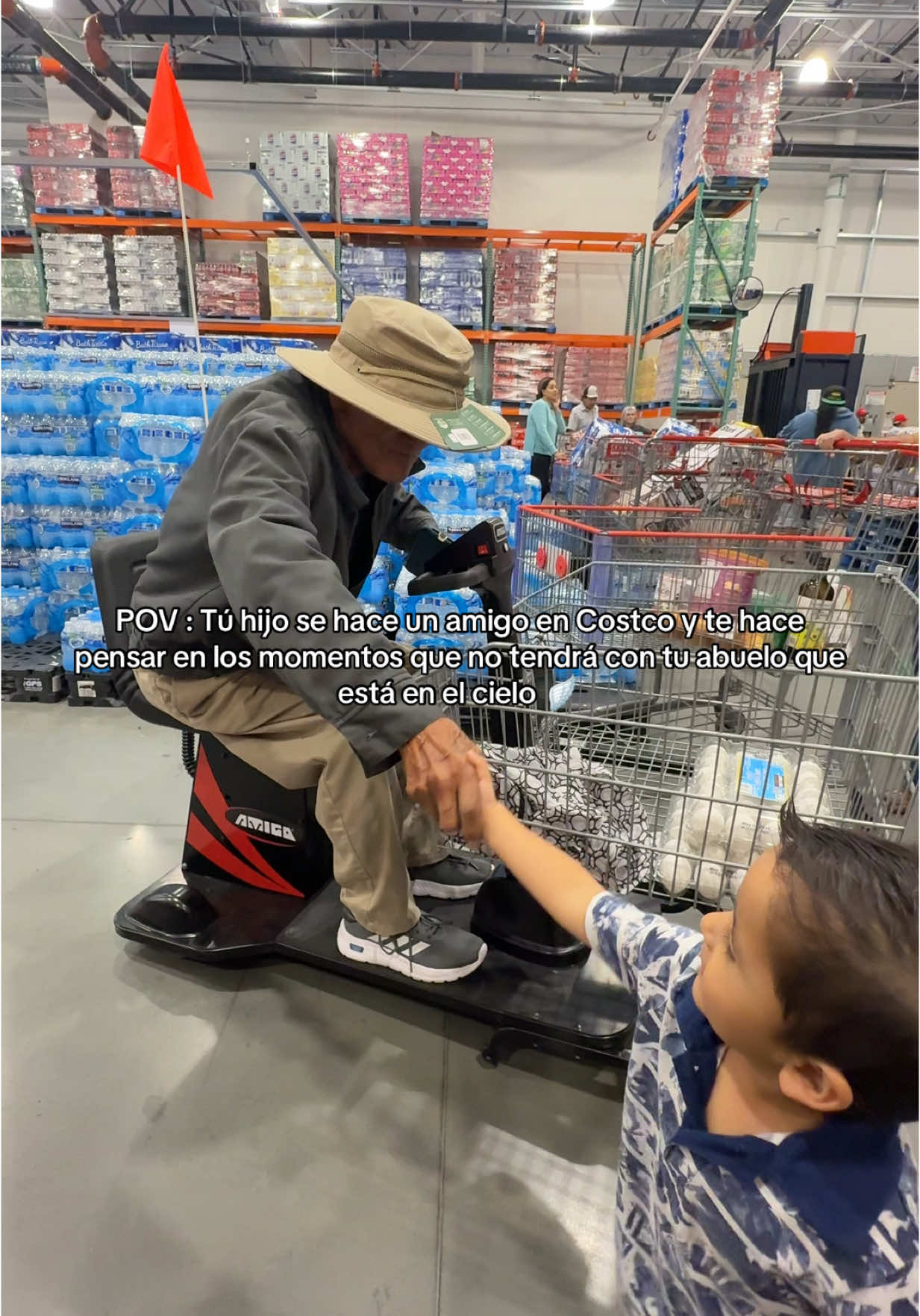 Como me gustaría que estuvieras aquí 🪽👼🏻 #hijos #abuelos #abuelosynietos #triste #mama #mamadedos #costco #family #amigos #fyp #mamalatina #latinacontentcreator #contenido #contenidosviraloficial #viral 