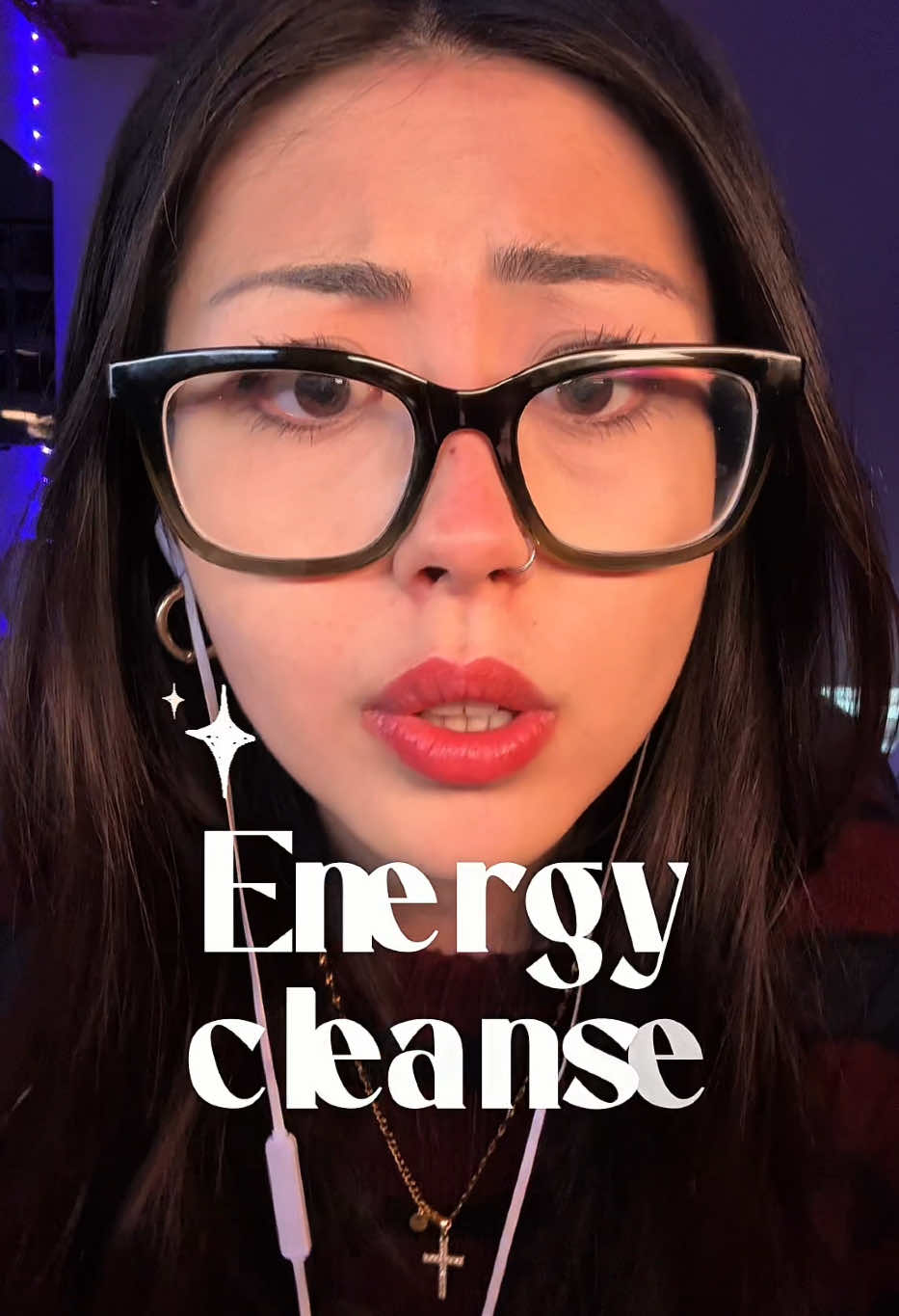 Don’t worry, I gotchu, hehehe cleansing your negative energy #asmr #asmrsounds #asmrvideo #asmrroleplay #fyp 