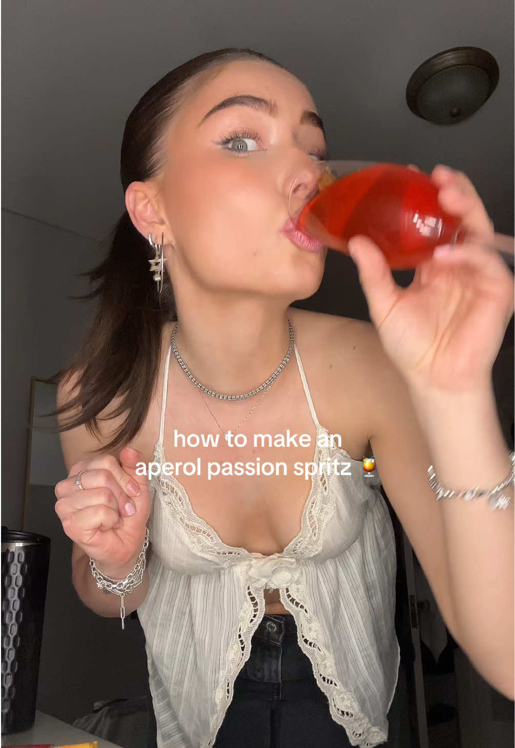 aperol season babyyyy #aperolspritz #cocktail #bartender 