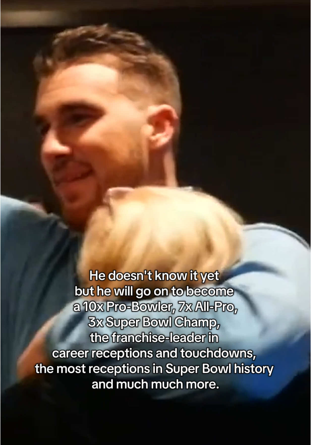 I think he wins this trend. #traviskelce #chiefs #nfldraft 