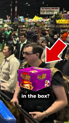 Customer wanted to know what was in our STYLIN’ brand of mystery boxes, so we did our best to explain it without ruining the surprise…..and then he got 5 of them.  #winning #stylinboxes #mysterybox #c2e2 #chicago #conventions #hellfireclub #xbox #dungeonsanddragons #anime 