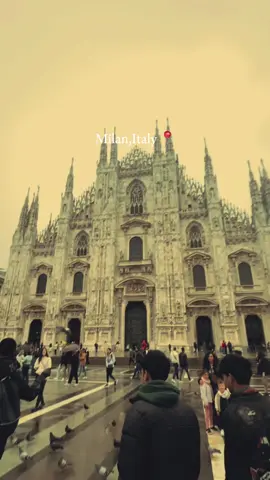 Milan , Italy 📍 🎥@⤞⚡️ᴀʜᴍᴇᴅ ʀᴀғsᴀɴ 🪽⤟  #anikislamsawon #milan #italy #content #fyp #milancity #travel #CapCut 