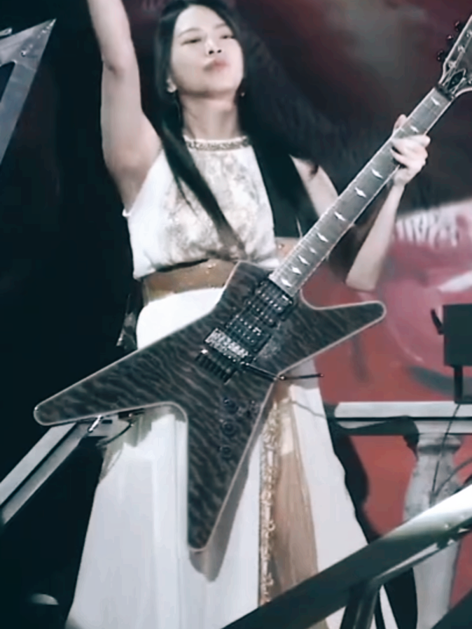 lovebites #greetingsmetal #lovebitessologuitar #challengelickguitar #challengeguitarlick #lickguitarchallenge #techniqueguitar #techniquegitar #challengegitar #challengelick #challengeoftheday #fypシ #fyp #viral #fouryourpage #fouryour #fouryoupage #fouryou #hermanlisologuitar #hermanlisolo #samtotmansologuitar #samtotmansolo 