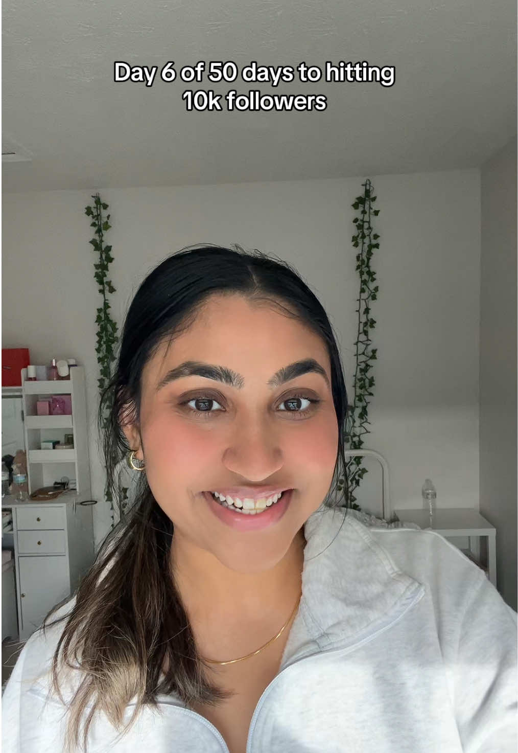 Day 6 out of 50 days to 10k!! I know we can make it work let's grow in this journey together!! #50daysto10k #10kfollowers #howtogrowontiktok #tiktokgrowth #smallcontentcreator #creatorsearchinsights #letshit10k #beautycommunity #beautycreator #microinfluencer #growthoninstagram  #microinfluencertips Week) #microinfluencertips #contentcreator #tips#socialmedia#microinfluencerjourney 