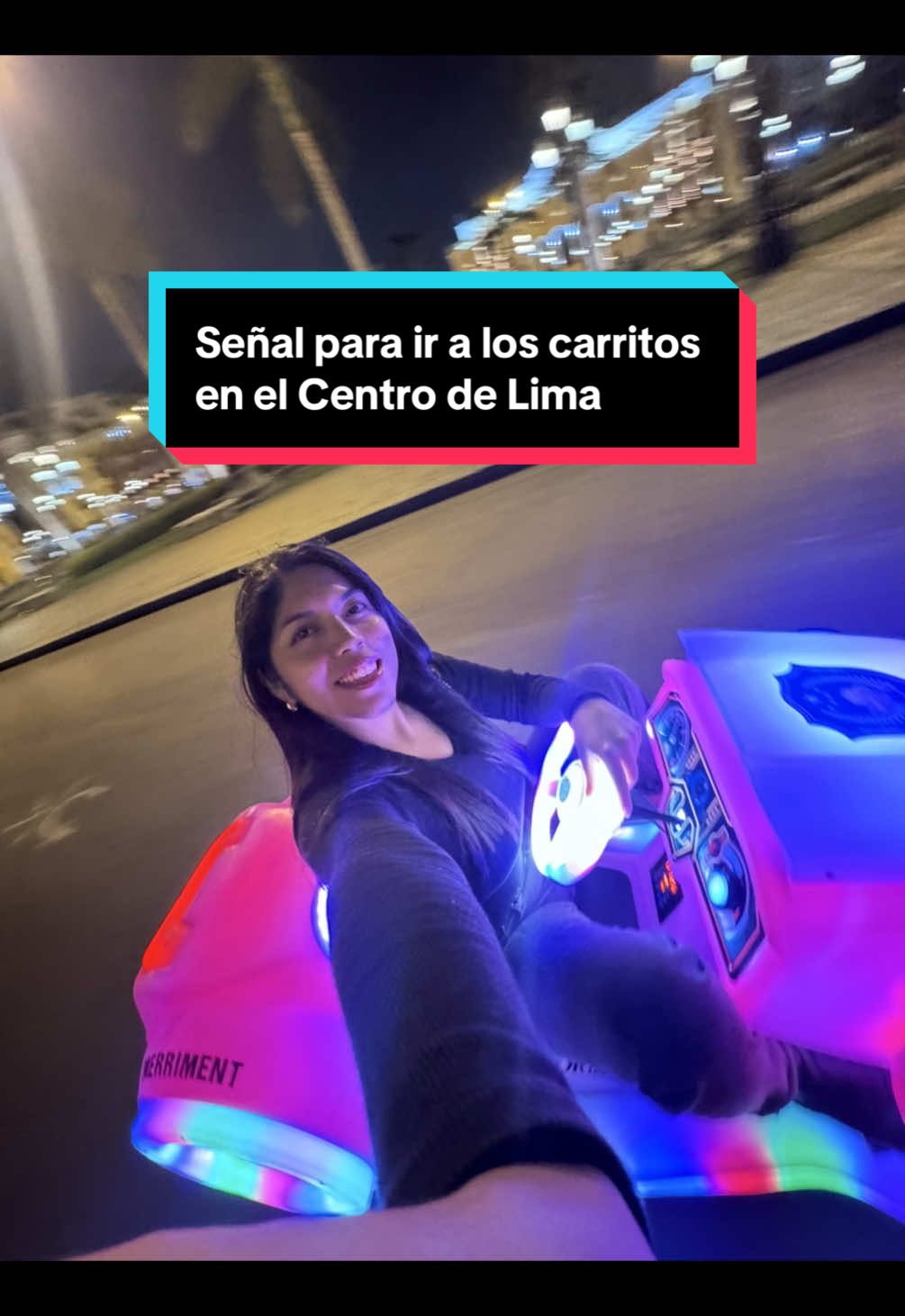 El mejor plan por solo 10 soles 😂 A partir de las 10 pm en Jirón de la Unión puedes encontrar los carritos con luces  @Alejandra Del Busto @Jean Pierre @jfzuloeta  Ve temprano porque hay cola! #planeslima #lima #centrodelima #planes 