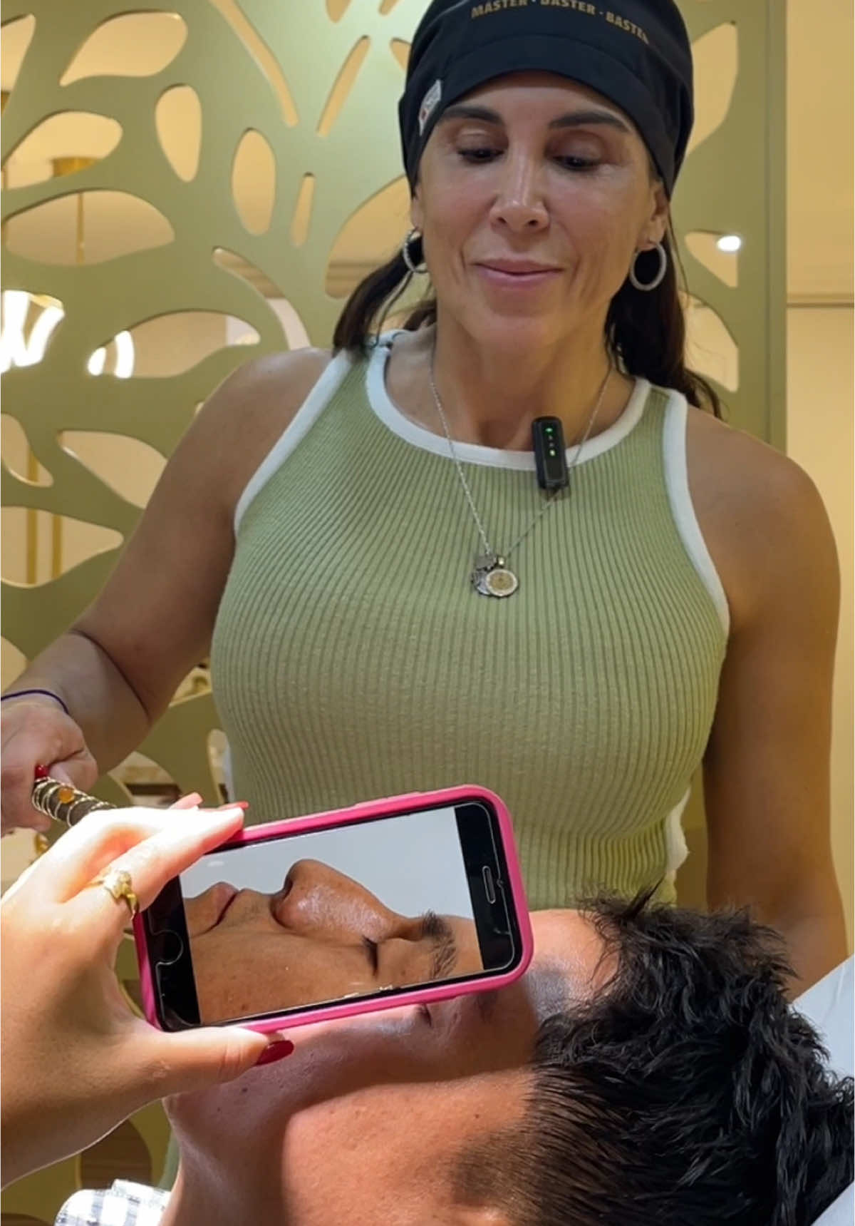 Valentino no es personal…es nasal🤭