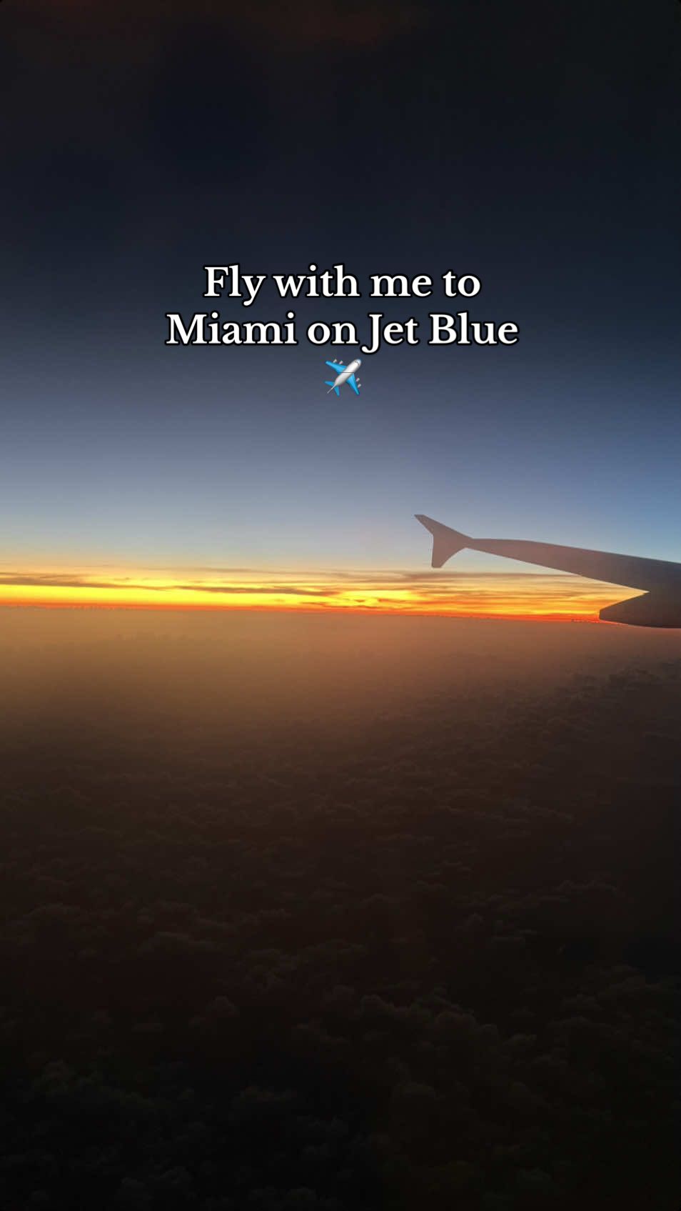 Fly with me to Miami on Jet Blue ✈️ #miami #jetblue #planevlogs #airportdiaries #airportvlogs #jfkairport #kyliecosmetics #partynextdoor #drake #traveltiktok #vlogs #miamilife 