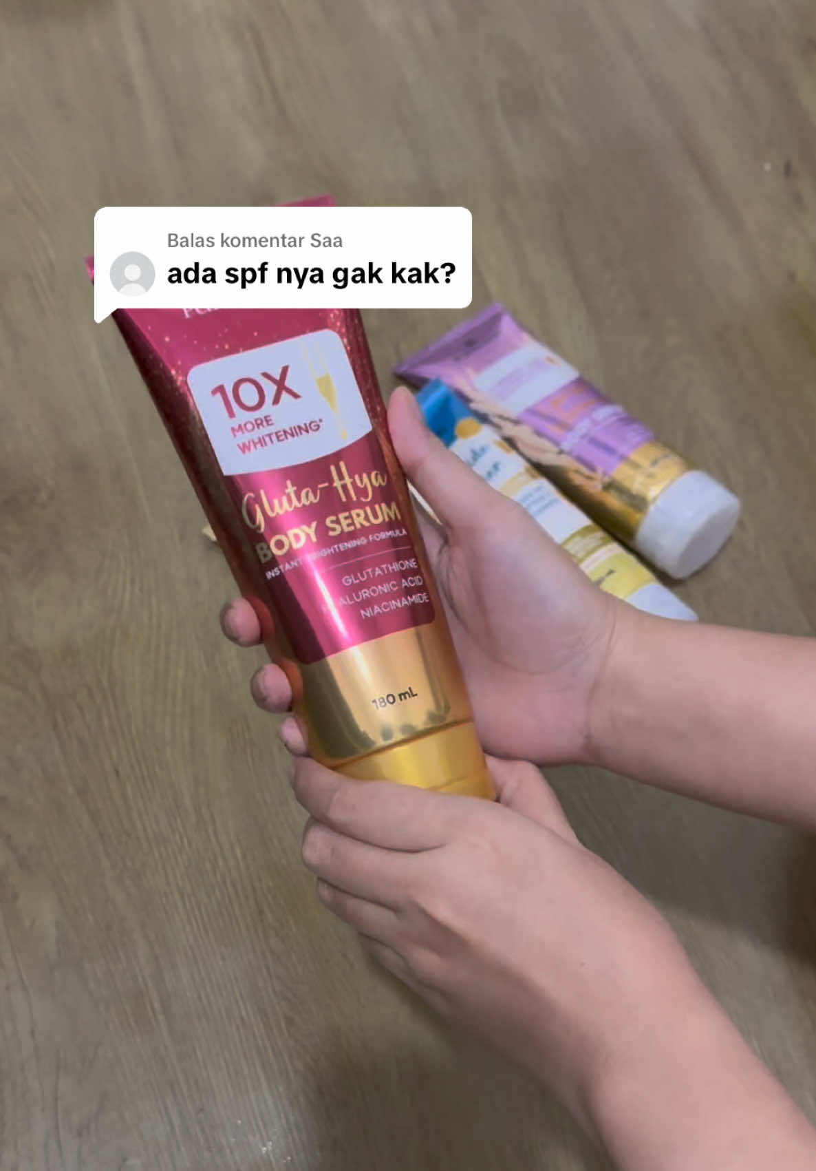 Membalas @Saa Body Serum Purbasari udah punya UV filter yang melindungi dari paparan matahari 