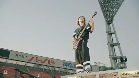 ワンオクでジャンプ必須の曲と言えば？？ Let's take it someday-ONE OK ROCK #ワンオク #ワンオクロック#oneokrock #oneokrocklive#歌詞動画  #和訳動画 #和訳 #ライブ #おすすめ曲 #おすすめ #ロックバンド #letstakeitsomeday #taka #livemix #ハマスタ #横浜スタジアム #CapCut 
