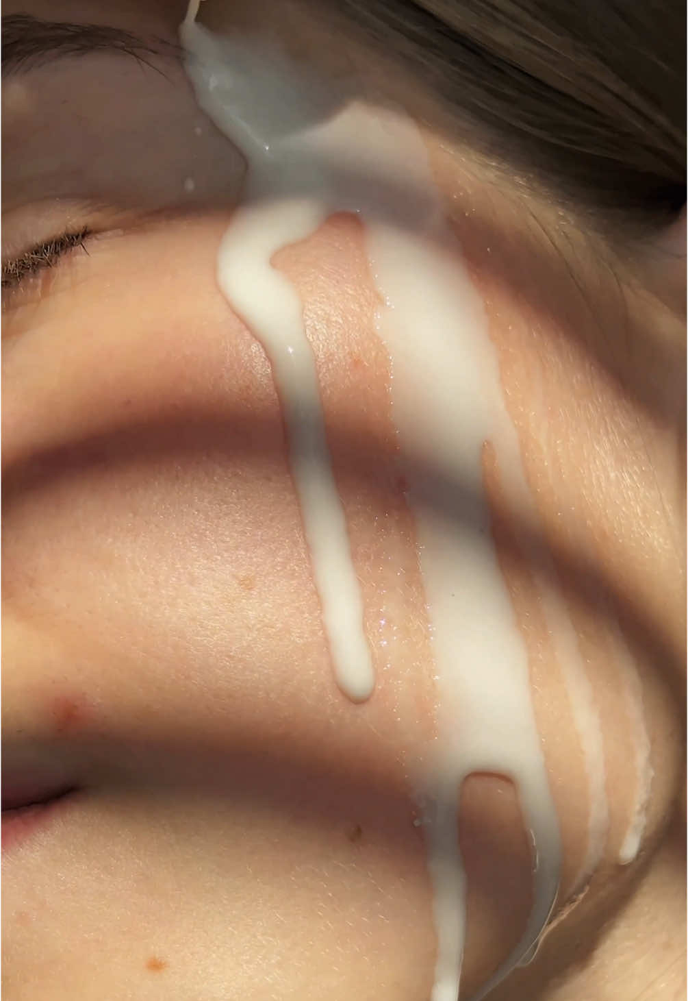 Kombucha Tea Essence + Gel Cream = glow, balance, hydration — without heaviness. The cream melts into the skin like a dream, calms everything down, and locks in that glow🪄✨ Tried this combo yet? Your skin’s gonna eat it up. @Dr.Ceuracle @STYLEKOREAN @YesStyle @Stylevana 