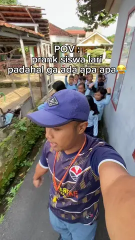 saya masih runner up untuk lomba lari 😂 #fyp #fypage #fypシ゚ #fypp #guru #gurutiktok #gurupenjas #prank 