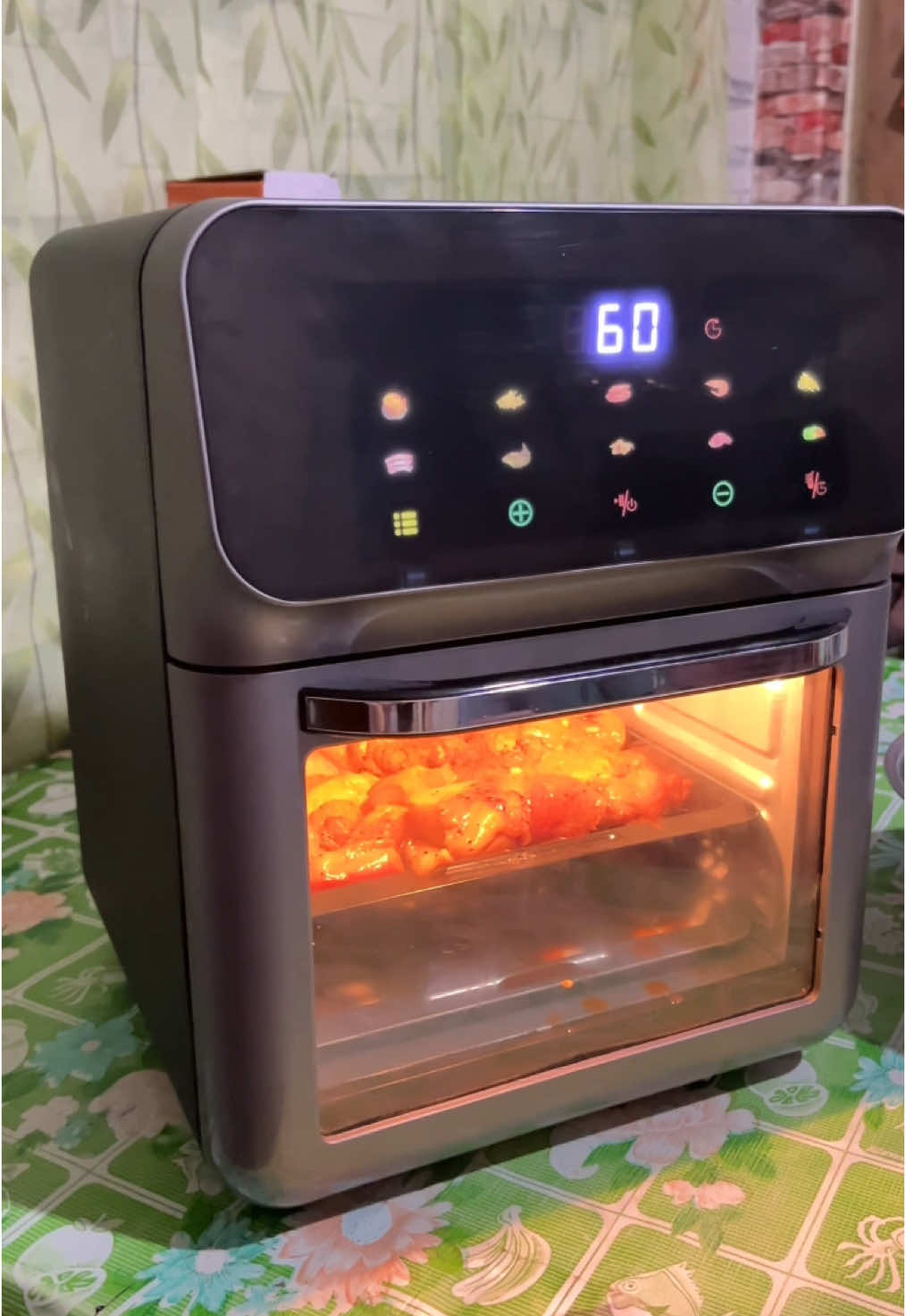 Sobrang dami mo ng maluluto dito kase all in one oven na syaa! #tomler #tomlerairfryer #tomleroven #airfryer #microwave #tomlermicrowaveoven #microwaveoven 