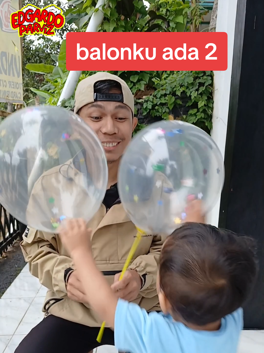 balonku ada 2 #edgar #bayilucu #cutebaby #funny #bermain #balon #balloon #trending