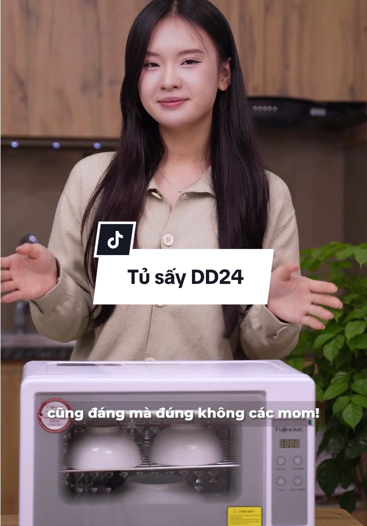 Tủ sấy bát đĩa tiệt trùng. Nhà nào cũng cần các bác ạ #songchatluong #fujihome DD24