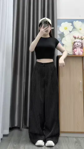 Quần ống rộng gold hàn kẻ sọc #quanongrong #quankesoc #quannu #thoitrang #thoitrangnu #phoidoxinh #outfit #reviewquanao #xuhuong #fyp 