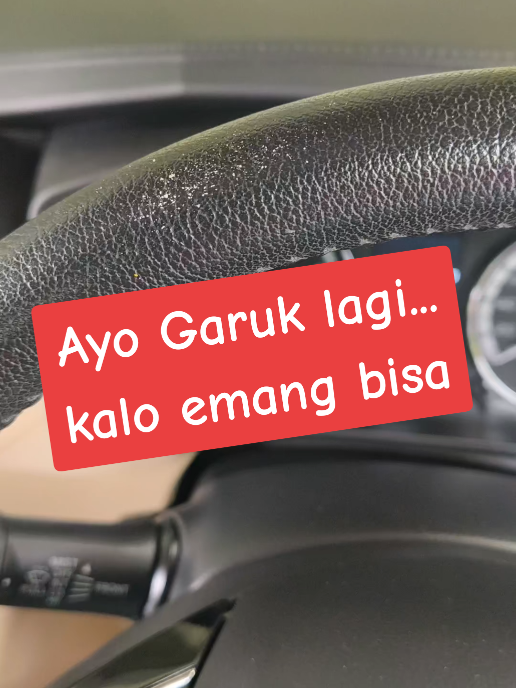 cover stir dan pelindung stir mobil anti garuk #coverstirmobil #sarungsetir #rekomendasi #racuntiktok #asesorismobil #tiktokshop #foryou 