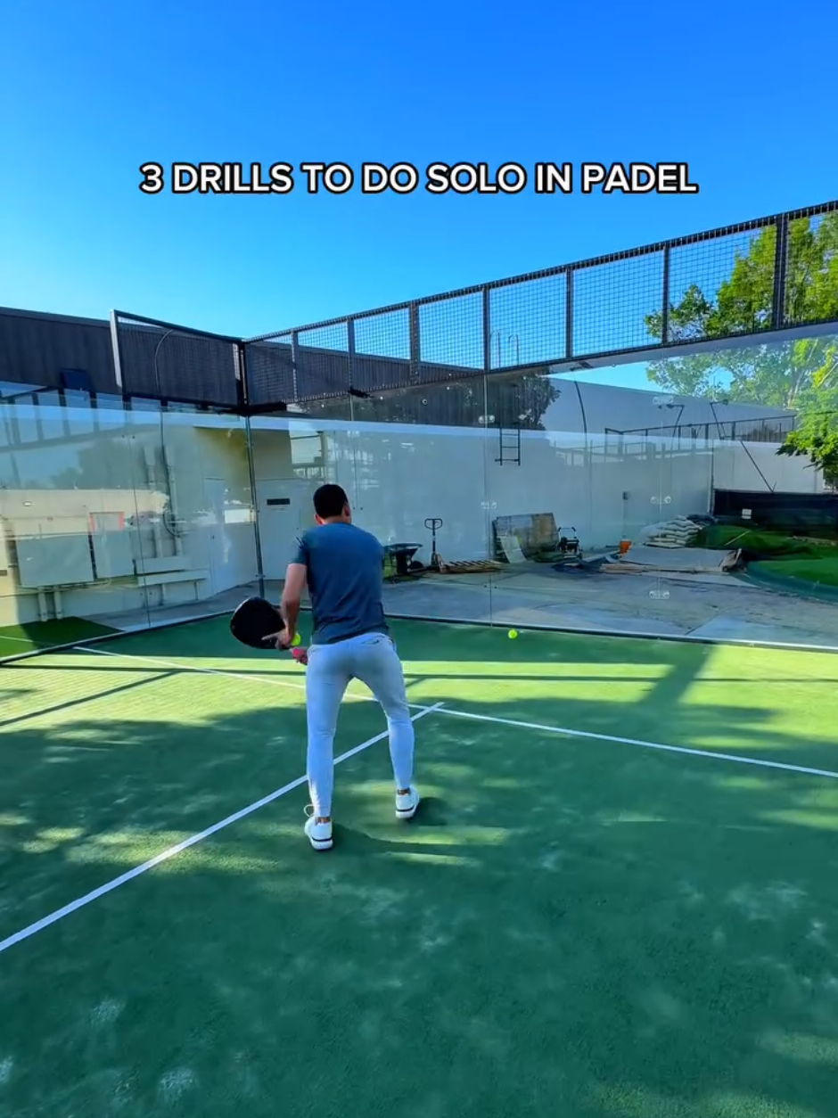 No partner? No problem! 💥💪🏽 There are many ways to hone your core padel skills practicing solo using the glass.  Power control ✅ Smashes ✅ Volleys ✅ So what are you waiting for!? 🤔🎾 @padelbryant 🎥 #padelmania #padelspain #lovepadel #padeltips #padelworld #padelgirl #worldpadeltour #padelpro #padelitalia #padelsweden #padeltennis #padelroma #padelusa #padeladdict #padel #padelmexico #padelargentina #padeldubai #padeltennis #premierpadel #padelfip #playpadel #padeltraining #pádel #instapadel #padellovers #padeltime #padellove