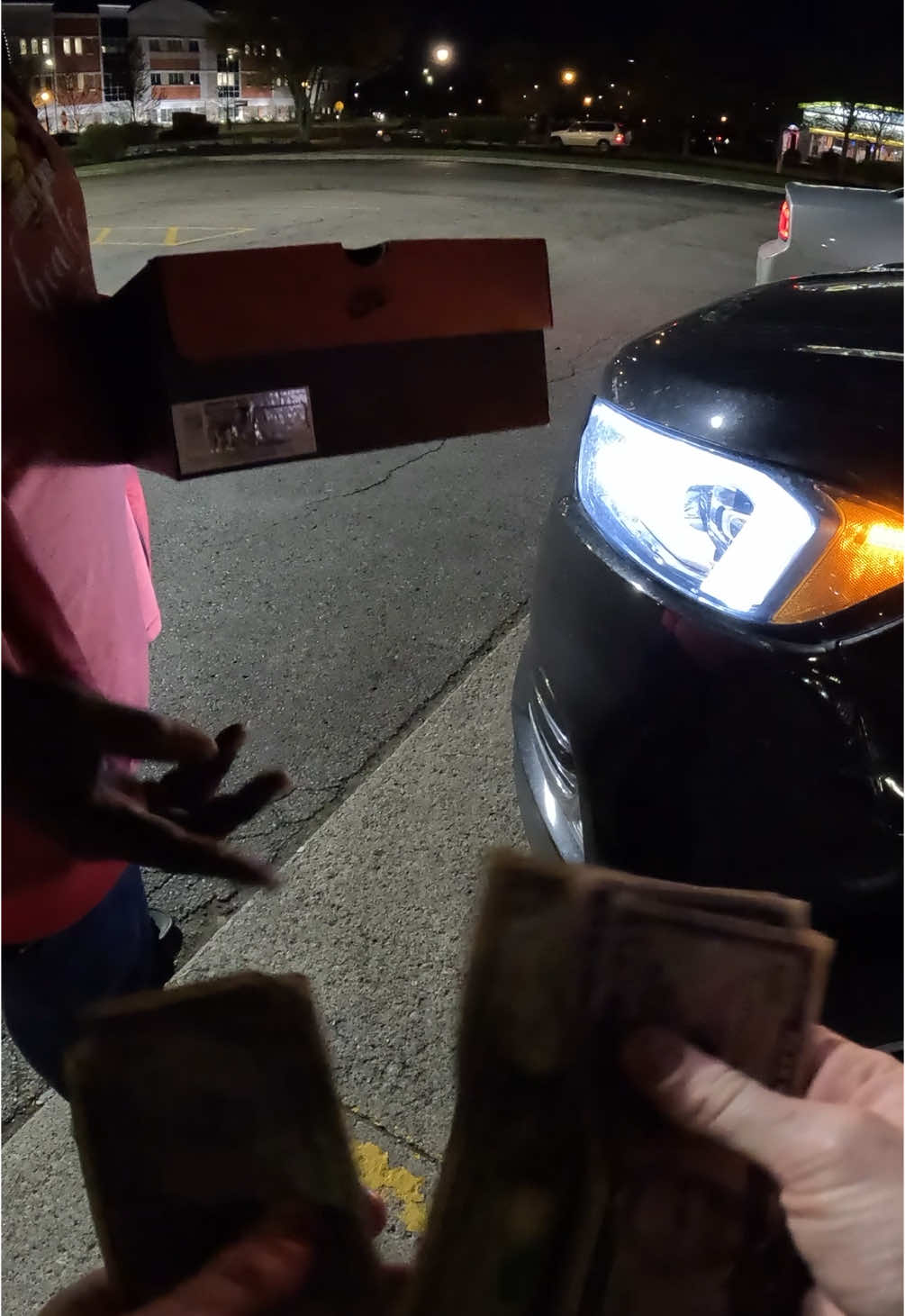 Easy Deal✅ #explorepage #foryoupage #reseller #columbusohio #shoegame #sneakermeetup #sneakerhead #money #shoecollection #sneakerreseller #ohio 