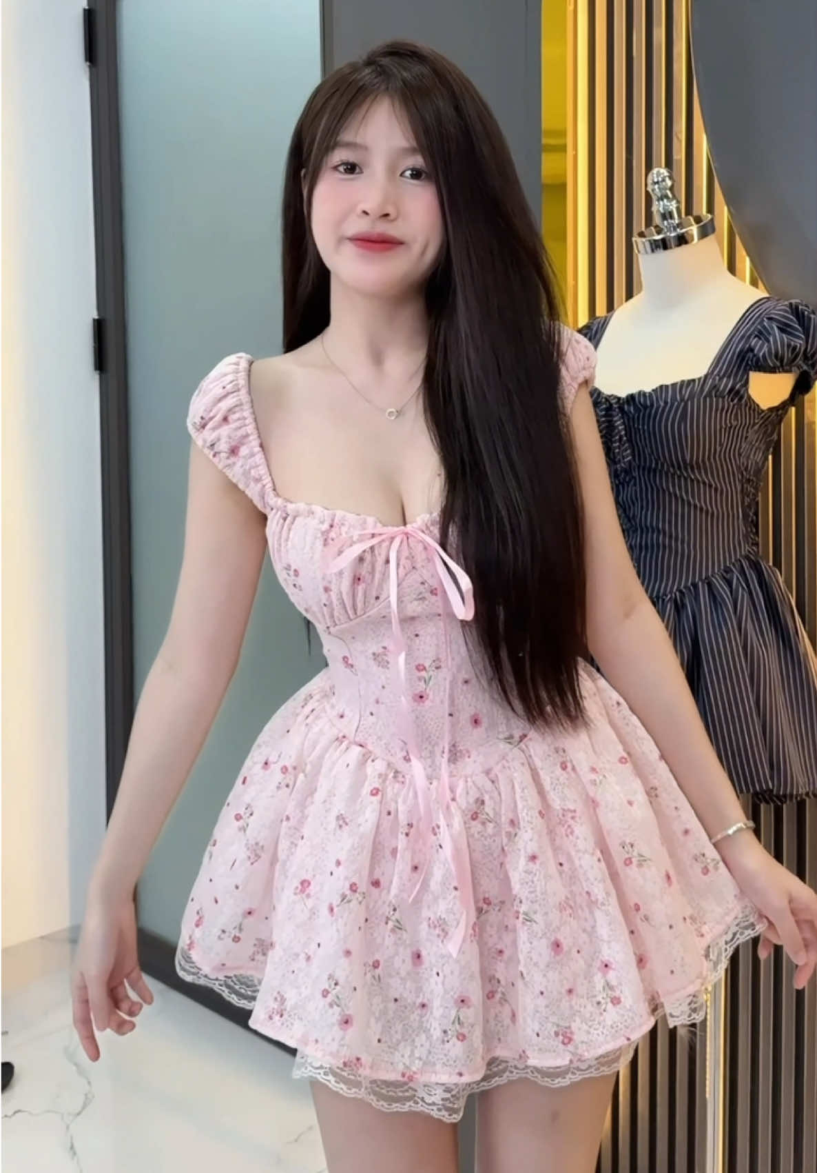 Váy nữ xinh
