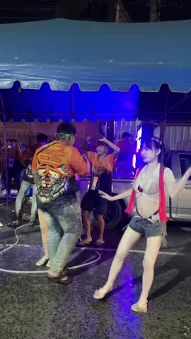 โยกสงกรานต์เสร็จอย่าลืมมาโยกต่อที่ห้องพี่นะ🤭💦