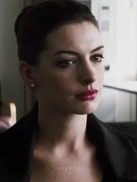 Anne Hathaway's version of Catwoman is so cool!#annehathaway 
