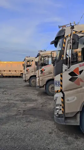 pitstop38🔥 #tambang #tambangbatubarakalimantan #cinematik #trending #moots #fypage #kalimantan #muarapahubayanprojectchr100 #fypシ゚viral #mekanikmuda #haulingbatubara #work #masukberanda #algoritmatiktok #CapCut #fypage 