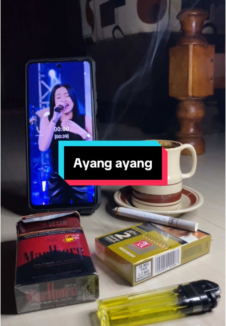 Jan nyeni tenan☕️☕️🚬 Judule lagu : AYANG AYANG Sing nyanyi : mbak @Sasya Arkhisna  Sumber videone : vt @MEDIA MUSIK TRENDING  #ayangayang #sasyaarkhisna #dangdut #dangdutkoplo #kopidangdut #ngopinyeni☕ #ngopinyeni #kopistory☕️ #maslang #ngopi #ngopisantuy #bahanswmu #bahanswmubolo😁 #vibesngopimalam 