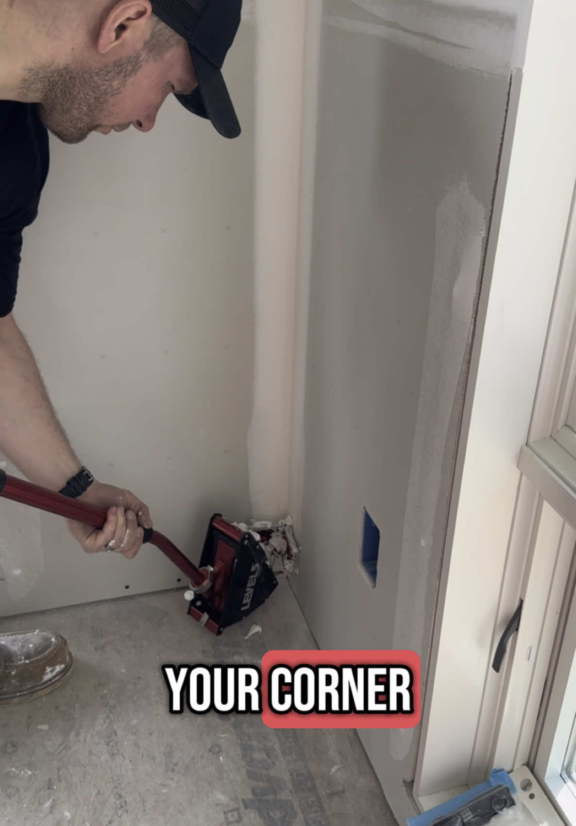 Corner Finishing Tool. Second Coat of Compound.  #construction #homerenovation #renovation #DIY #realestate #design #entrepreneur #tools #remodel #interiordesign #carpentry #woodworking #diy 