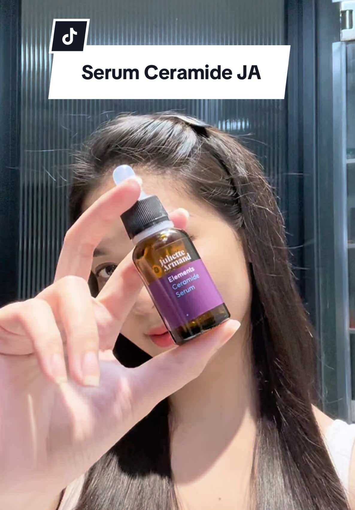 Ceramide chính là hoạt chính mh sử dụng để phục hồi khi bị viêm da cơ địa và khi bị tổn thương sau meso. Việc mất đi lượng Ceramide sẽ khiến hàng rào bảo vệ da suy yếu, dễ kích ứng và càng nhạy cảm hơn. #ceramide #juliettearmand #chamdakhoahoc #skincaretips #viral 