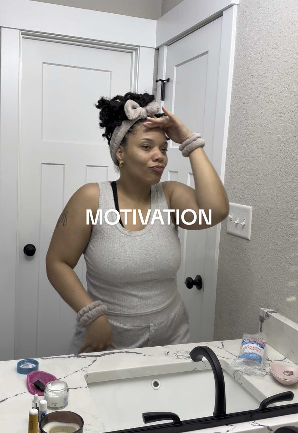 Get up and post that content!!! You’re doing great sis ❤️ #thursdaymotivation 