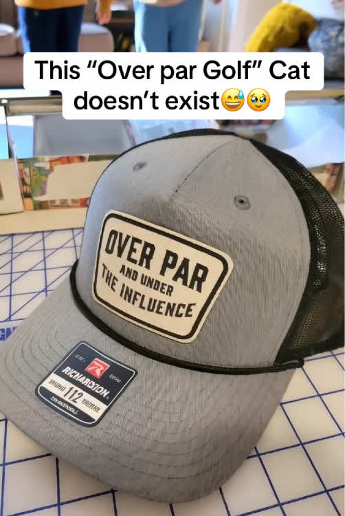 This “Over par Golf” Cat doesn’t exist😅🥹