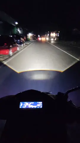 betah banget pake motor malam hari😁 #vario #variomodifikasi #vario125new #variogen2 #biled #vario125 #vario150 #vario125old #biledprojector 