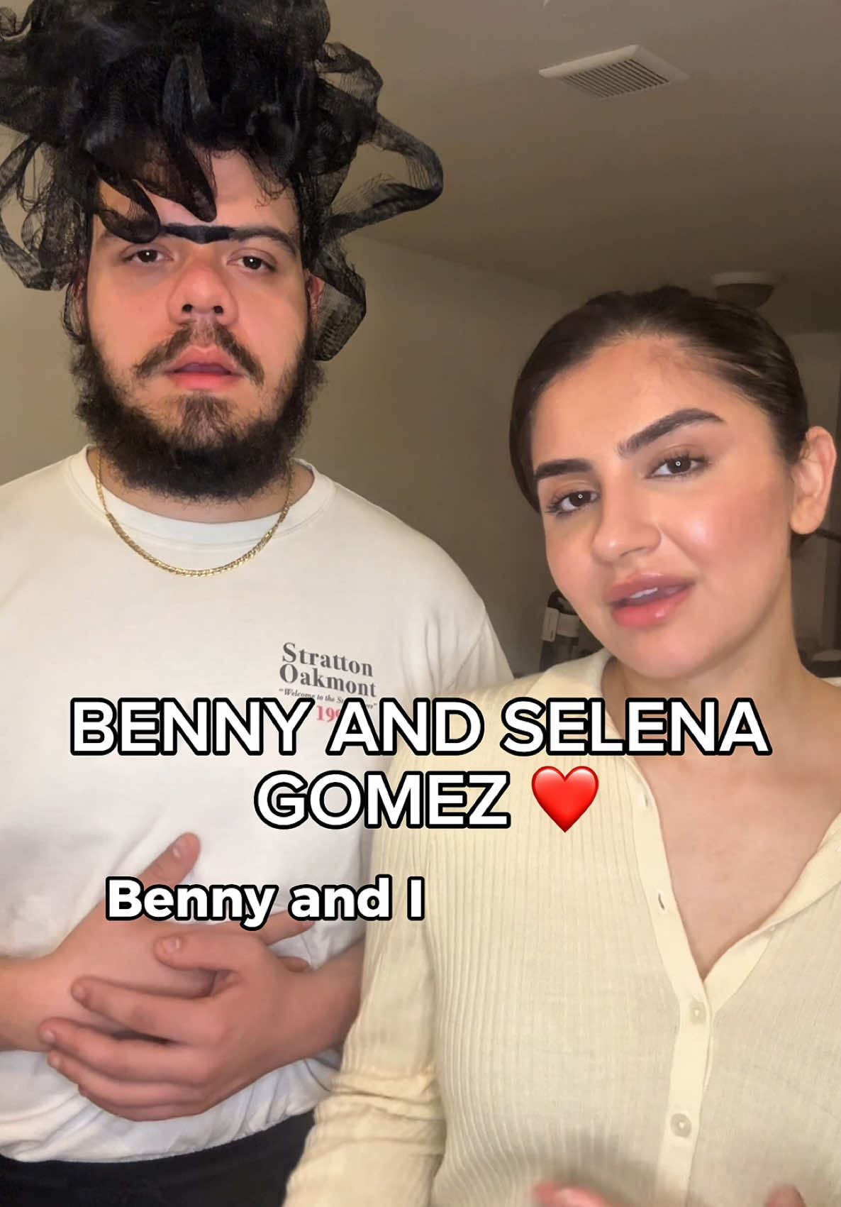 The loofah on his head is the star of the show 😂😂😂  • #selenagomezimpression #selenagomezvoice #selenagomez #bennyblanco #bennyblancoimpression #parody 