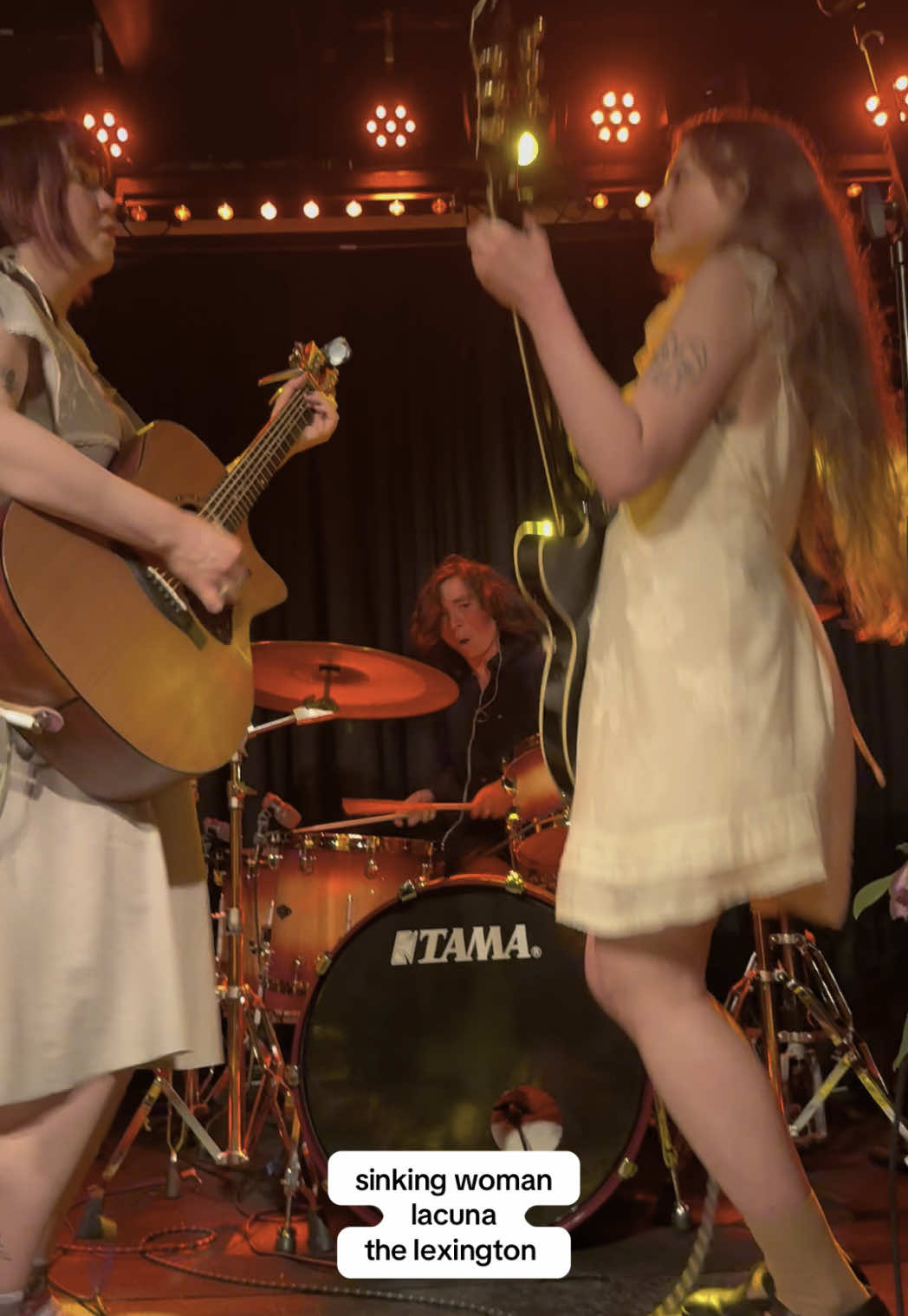 sinking woman @Lacuna @The Lexington #lacuna #kamgigs 