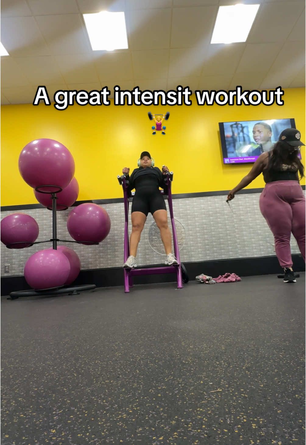 I didn't feel like today but my girl @itsburgunde got me in the gym ! I'm so sore #accountability #workoutroutine #planetfitness #GymTok #womenempowerment #motivation 