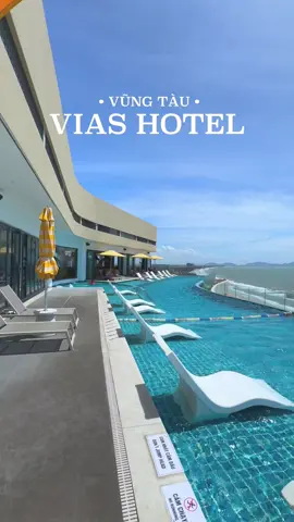 Khách sạn 5 sao có view hồ bơi vô cực đẹp nhất Bãi Sau #viashotelvungtau #tranduyvilla 