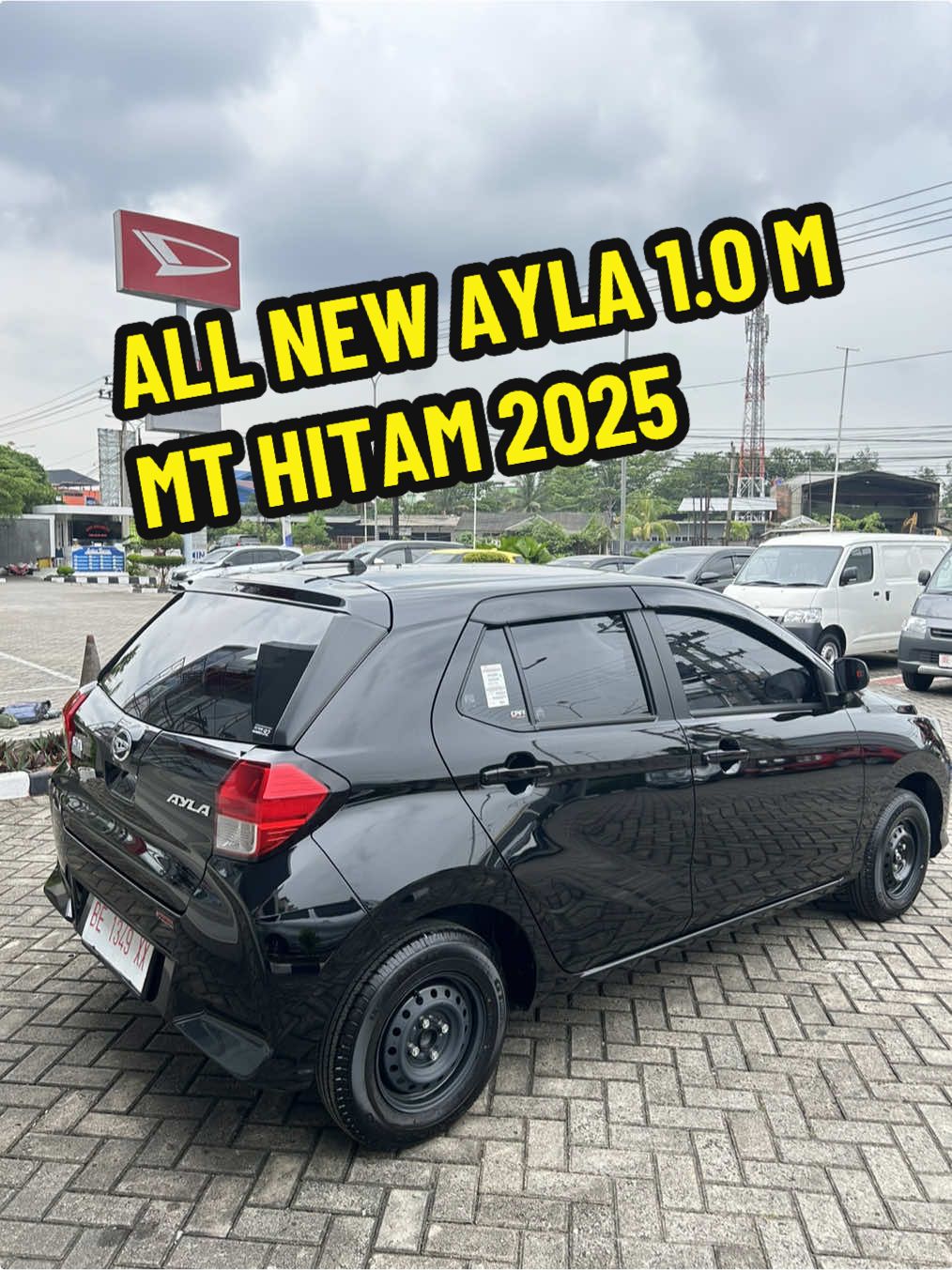 ALL NEW AYLA 1.0 M MT MC HITAM 2025 ‼️ Veron Daihatsu Lampung 😊 Telp/wa 085377667671 #fypツ #viral #daihatsuayla #lampung #ayla 