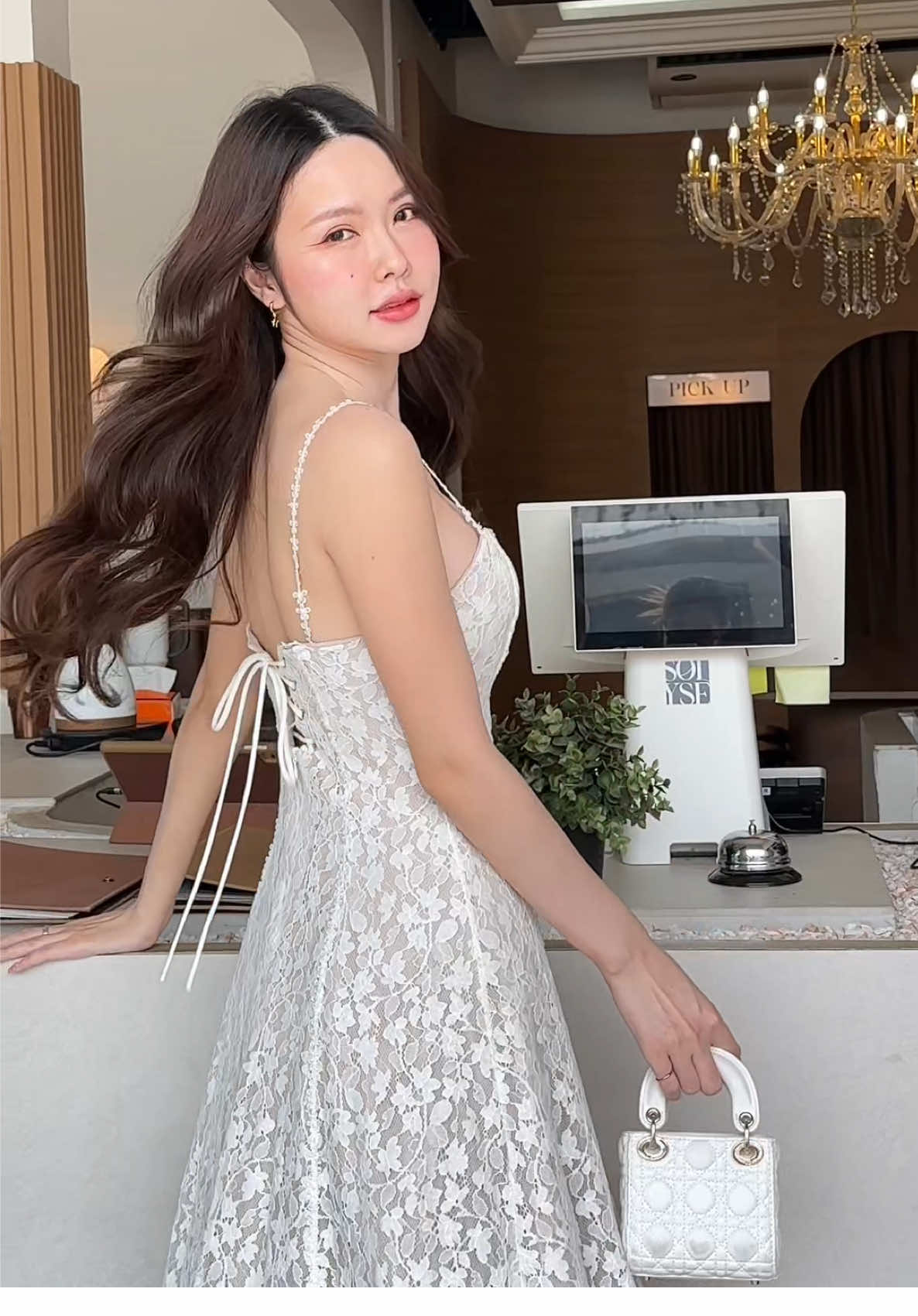 เดรสลูกไม้สีขาว #ชุดคนอวบอ้วน #ชุดเดรสสาวอวบ #ชุดลูกไม้ #ชุดเพื่อนเจ้าสาว #venicestudio ##CapCut 