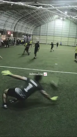 Adrenalin rush 📈🔥 🎥 Qapıçı gözündən videolar 🇦🇿Videonu bəyənib dəstək olmağı unutmayın 🙏🏻 #gkismayil #goalkeeper #goalkeepersaves  #azerbaijan #halisaha #fyp #viral #trend #futboledit #kesfetteyiz #kesfetbeniöneçıkart #kesfet #futbolista #futbol⚽️ #baku #minifutbol #futsalplayer #mentality #adrenaline #futbolazerbaycan #baku #global 