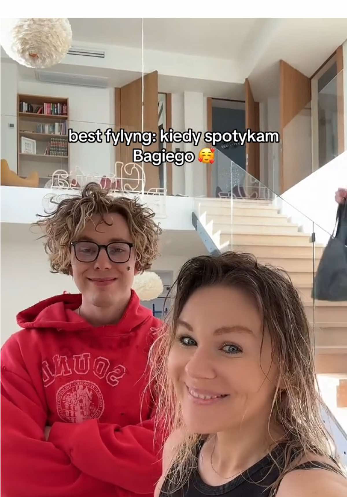 Kiedy siostra bliźniaczka pani Kasi wpada do @Bagi -ego 🤪😍😘 #chatabagiego #panikasia #bagi #jestzabawa 