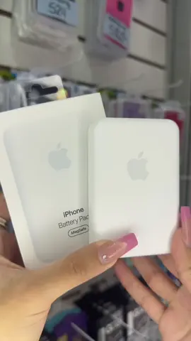 podes encontrar nuestros cargadores en el local,también hacemos envíos por todo el país 🫶🏼pueden consultarnos por dm#iphone #iphone13 #magsafe #flores #paratiiiiiiiiiiiiiiiiiiiiiiiiiiiiiii #viralditiktok #pyf #paratii #popular 