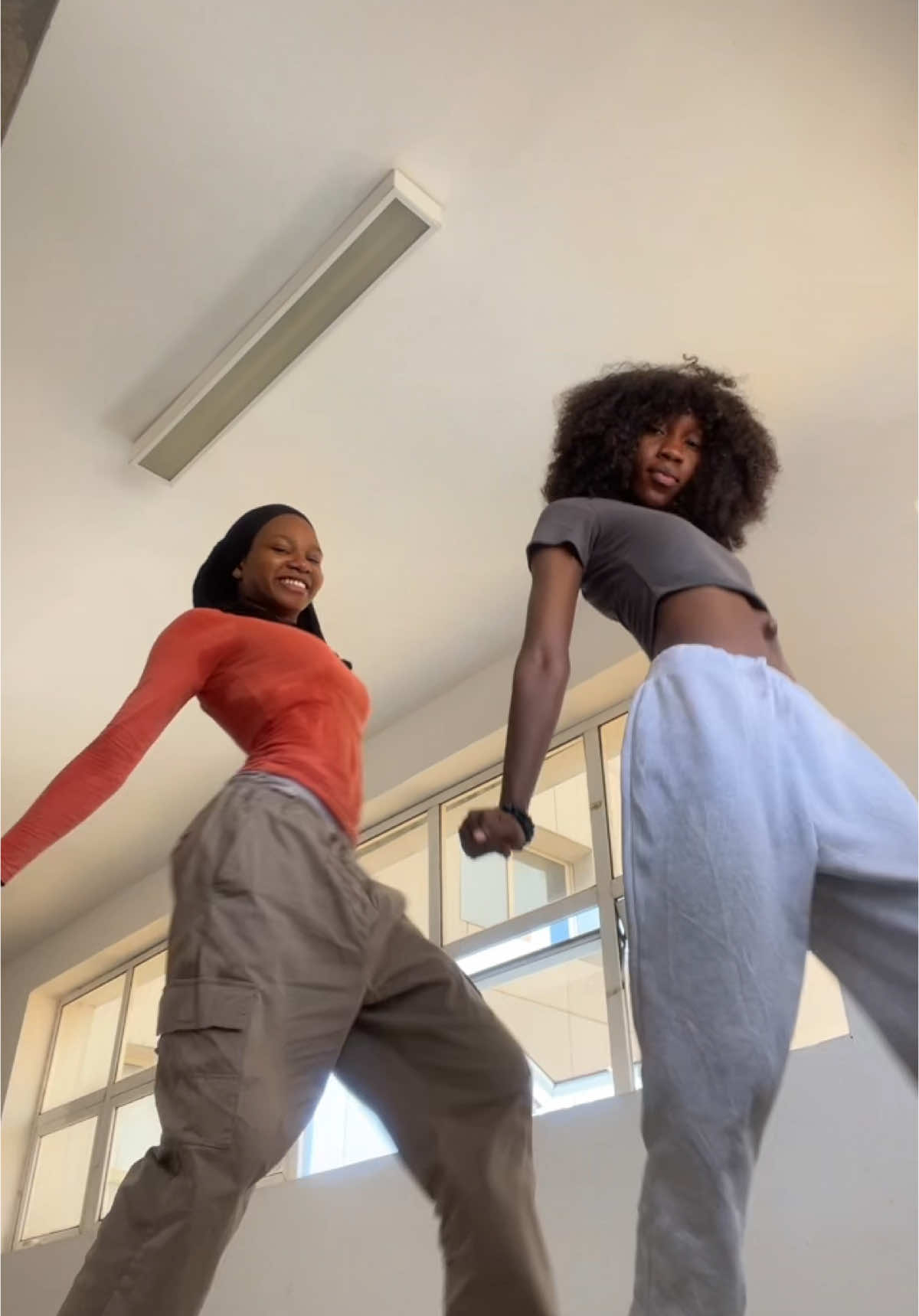 DC: I and @riri🪻 do our dance and tag us please 🙏 #fyp #dancechallenge #dancetok #virał #dancecreator 