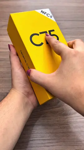 VOCÊ PRECISA CONHECER ESSE CELULAR! Chegou o REALME C75 – e tá simplesmente INCRÍVEL! Olha só o que ele entrega: 	•	Tela gigante de 6.74” HD+ com 90Hz (muito mais fluidez!) 	•	8GB de RAM + 256GB de espaço (espaço de sobra!) 	•	Bateria monstra de 5828mAh + carregamento de 45W (carrega rapidão e dura o dia todo!) 	•	Câmera de 50MP pra fotos nítidas de verdade 	•	Design fino, bonito e moderno! Curtiu? Então não perde tempo! Chama no WhatsApp: (37) 9 9919-3739 Vem até a loja: Praça Manoel de Assis, 286 – Centro, Igaratinga/MG Realme C75 tá te esperando! #RealmeC75 #CelularTop #Lançamento #Igaratinga #Promoção #TecnologiaQueSurpreende