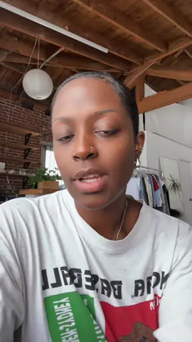 Shoutout to all my fully grown underprivileged youths dating suburban baddies… the beef was and always will be REAL 😂 #ilovemygf #wlw #queertok #lesbiansoftiktok #storytime #whowantsagf 
