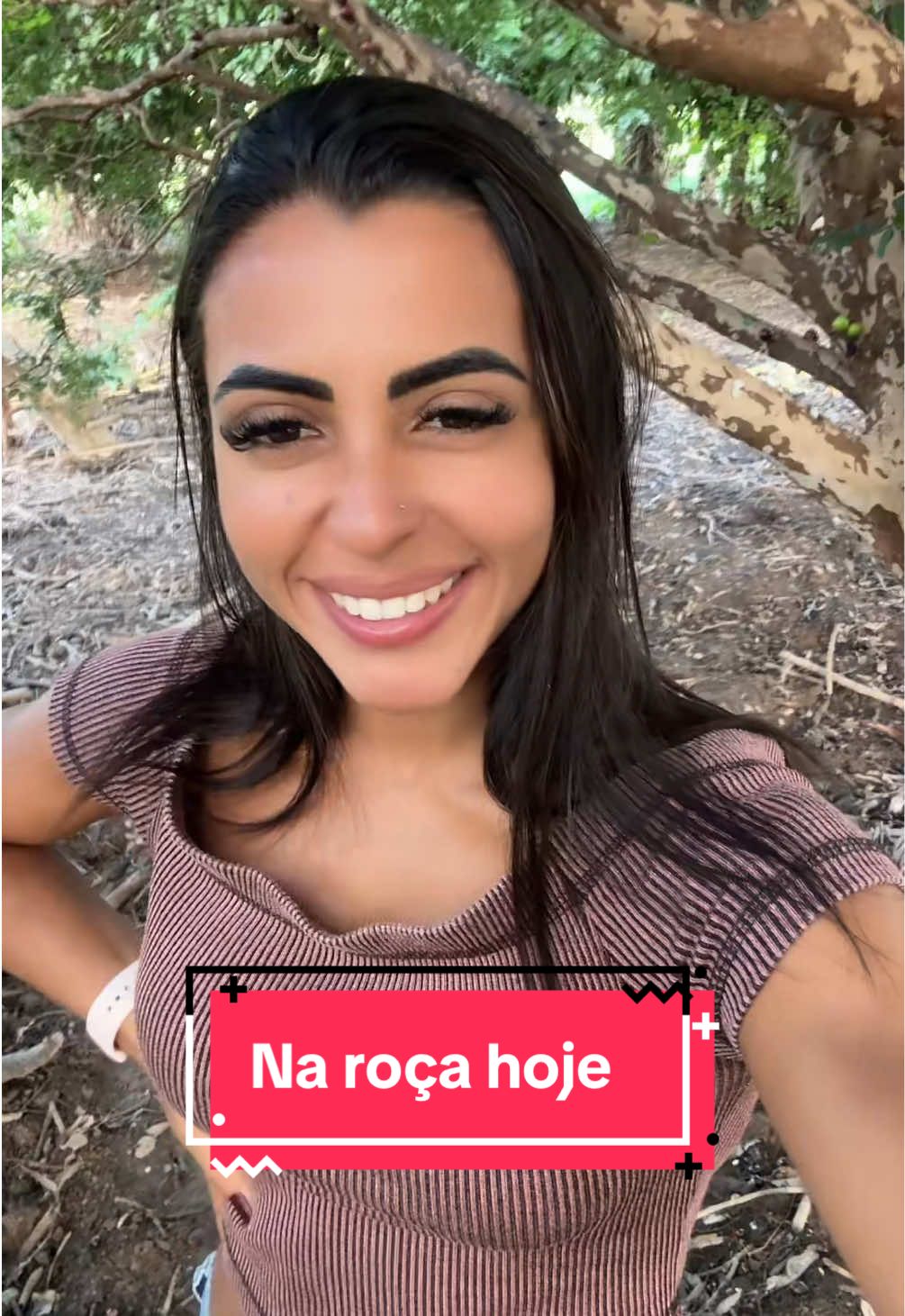 Na roça hoje!!! #morena #linda #roça #feriado #boatarde #foryoupage #explore #fyp #jabuticaba #viral 