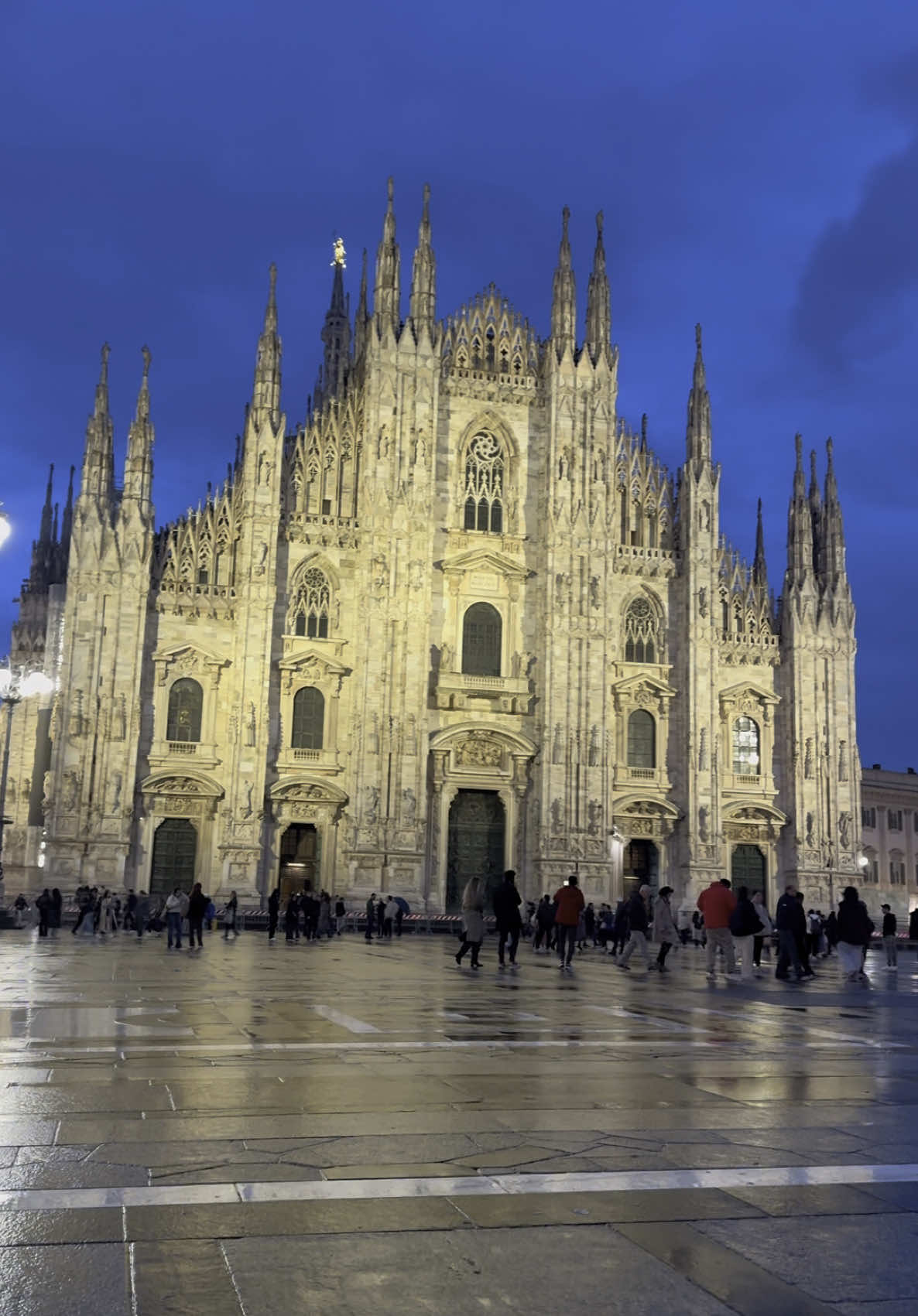 italy milano duomo in winter ✨. #milano #italy #italia #duomo #italy🇮🇹 #CapCut #fyp #foryoupage #fypシ゚ #fouryou 
