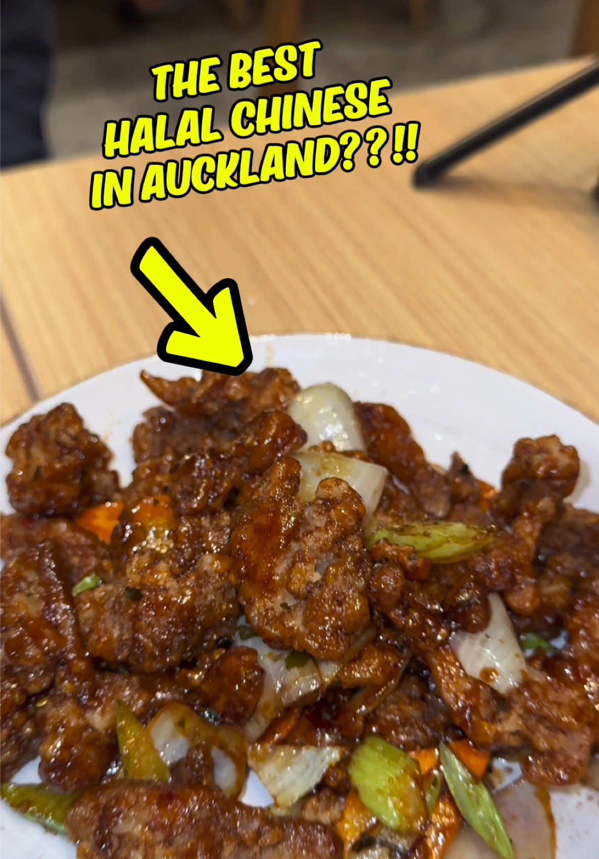 Is this the best halal chinese food in auckland?! Today were finding out #nz #foodreview #akl #halal #nzfoodie 