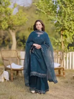 Free Delivery /  Lawn collection/flat 50% off!