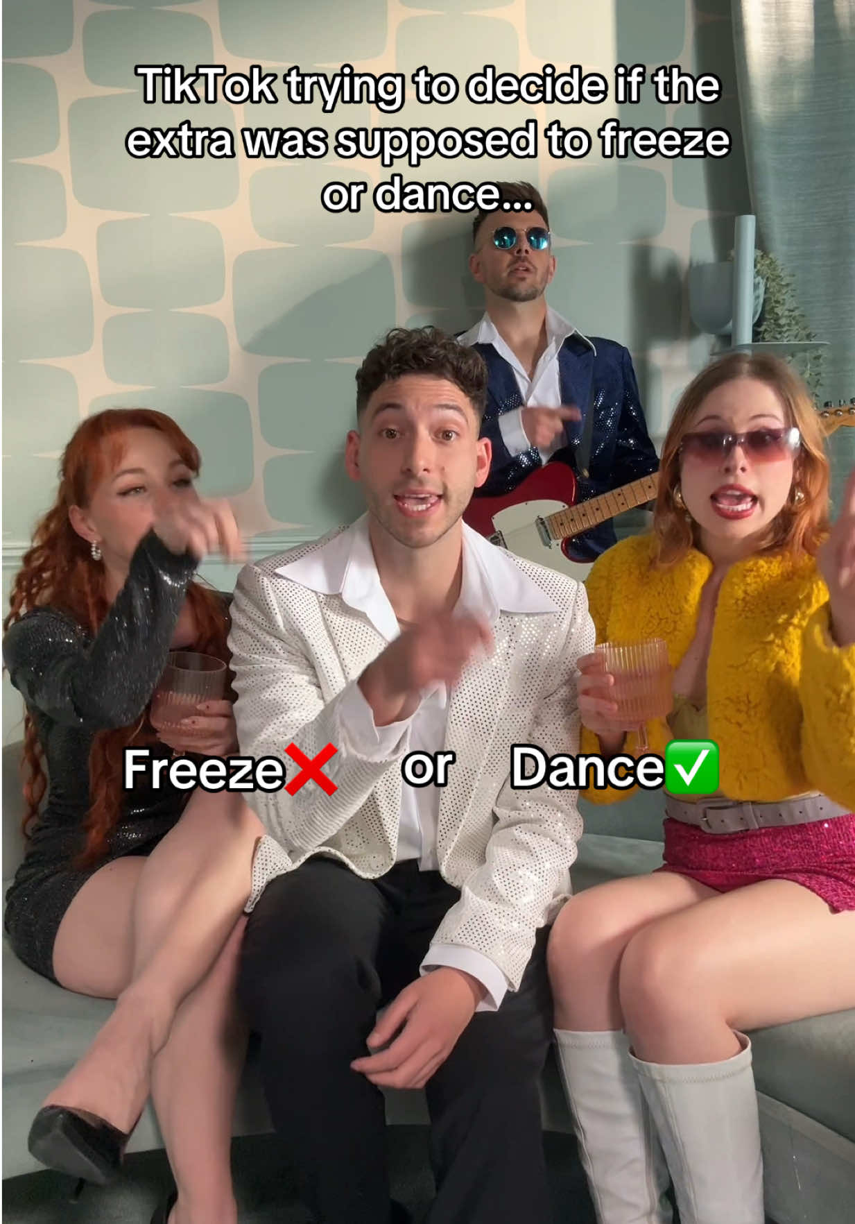 Replying to @dizzyizzy17 does TikTok make you feel smart??