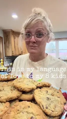 This is my language of love 🥰 #mylifestory #languageoflove #chocolatechipcookies #justthebells10 